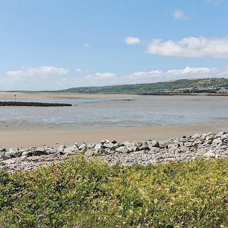 Beachlands Llanelli Extérieur photo
