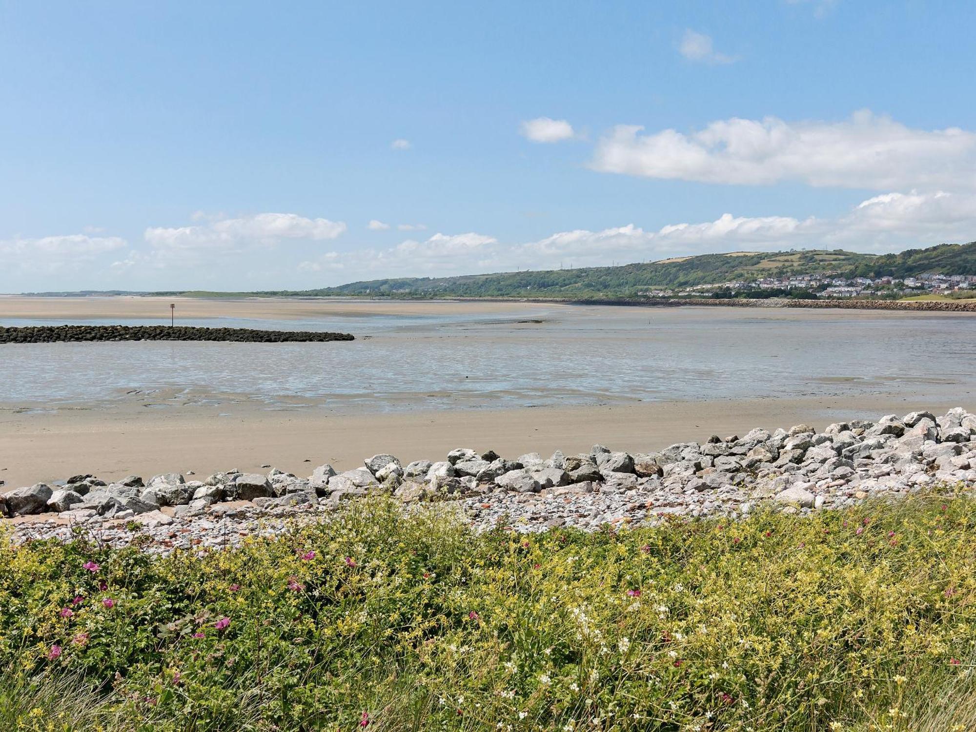 Beachlands Llanelli Extérieur photo