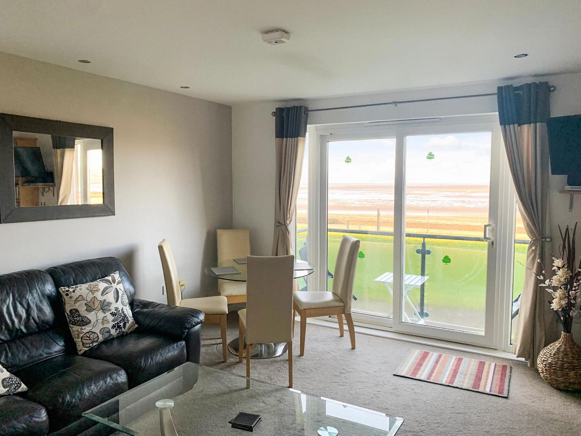 Beachlands Llanelli Extérieur photo